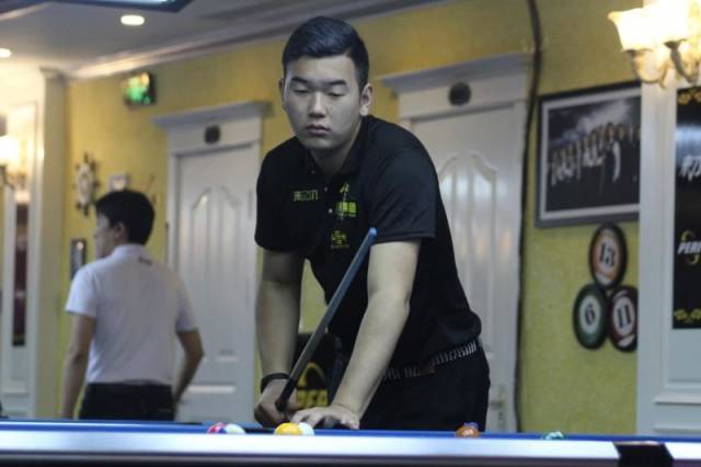 不再等同于 不再等同于