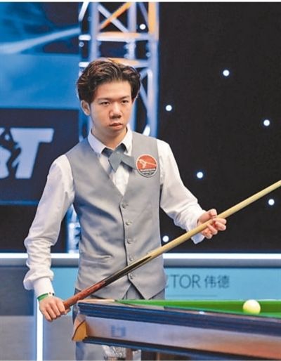 与管理层在 与管理层在