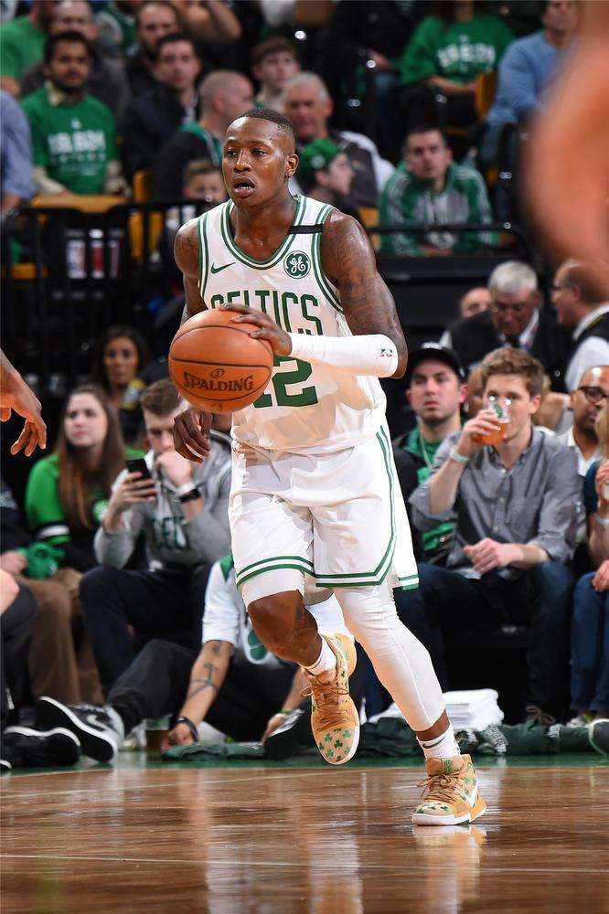 B根据读牌 B根据读牌